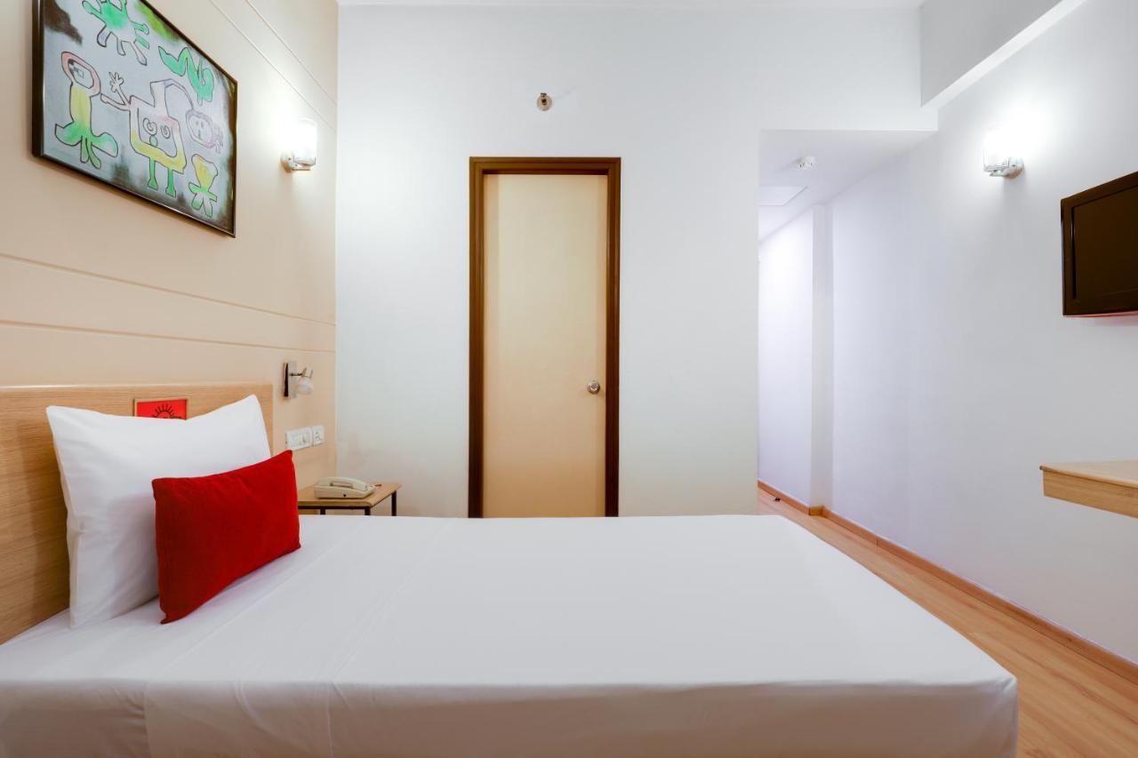 Red Fox By Lemon Tree Hotels, East Delhi Esterno foto