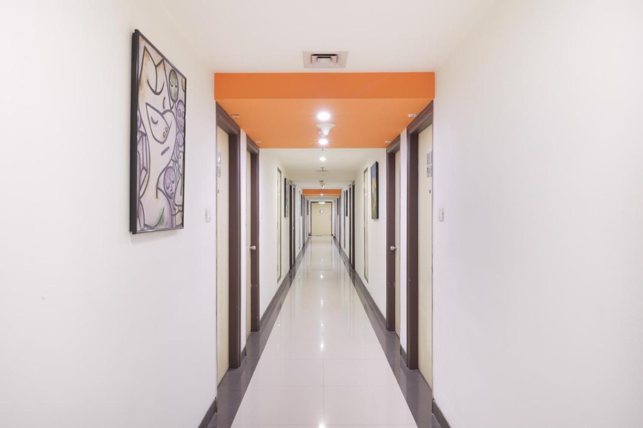 Red Fox By Lemon Tree Hotels, East Delhi Esterno foto