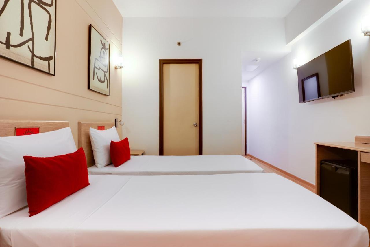 Red Fox By Lemon Tree Hotels, East Delhi Esterno foto